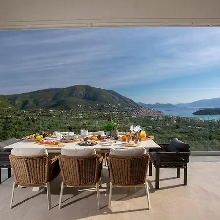 Pothos - Afroditi Collection Nydri (Lefkada)