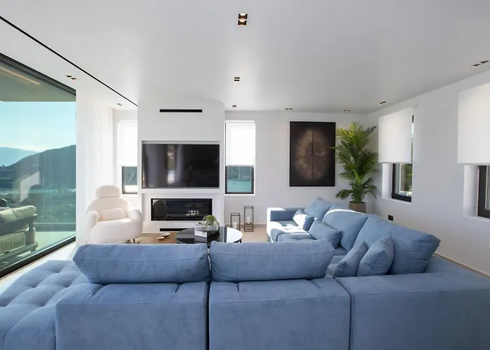 Pothos - Afroditi Collection